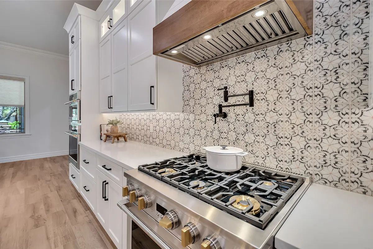 Service Backsplash – Trendy Cabinets