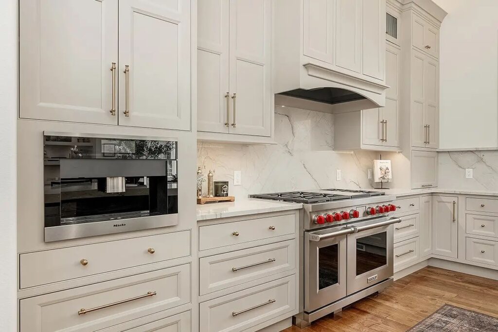 Service Custom Kitchen Cabinets – Trendy Cabinets
